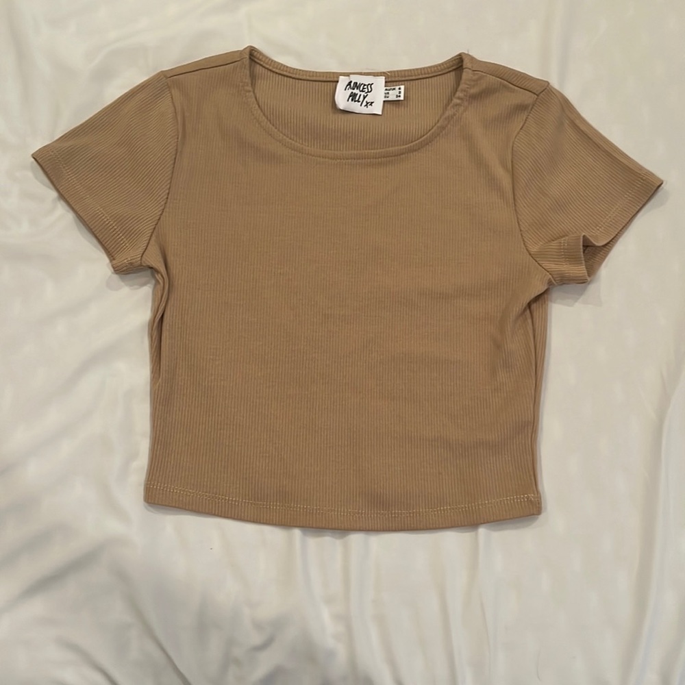 Scoop neck light brown princess polly t shirt